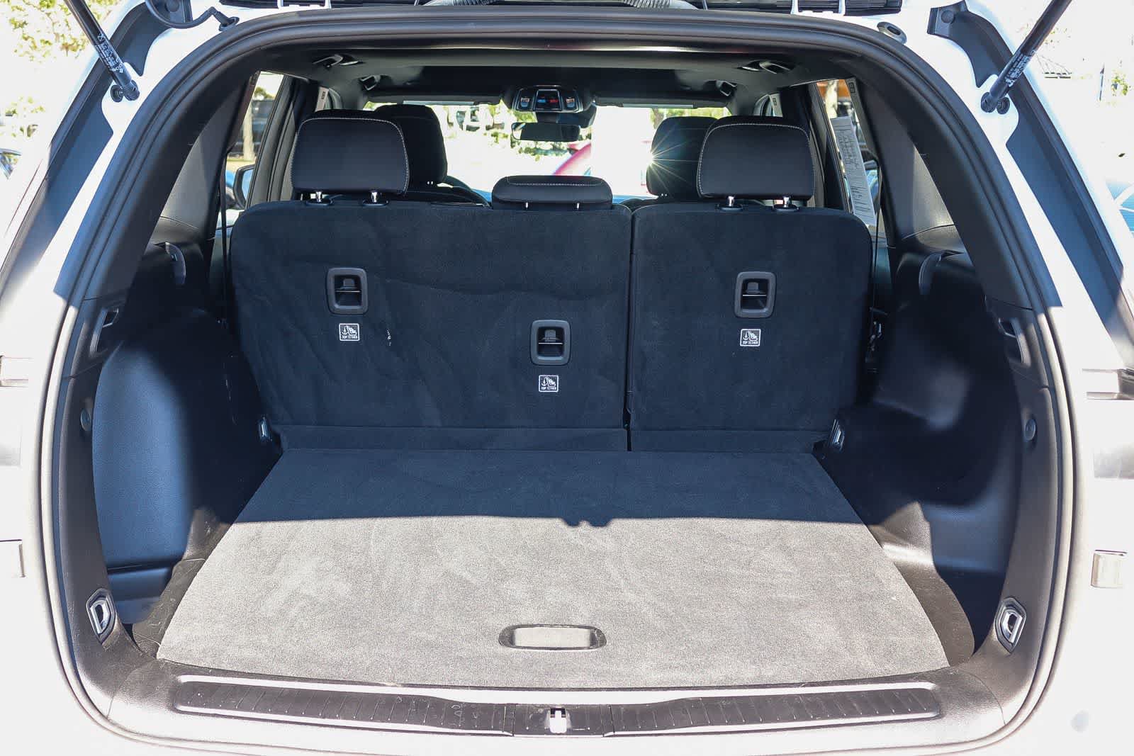 Used 2025 Jeep Grand Cherokee Laredo X RWD image 26