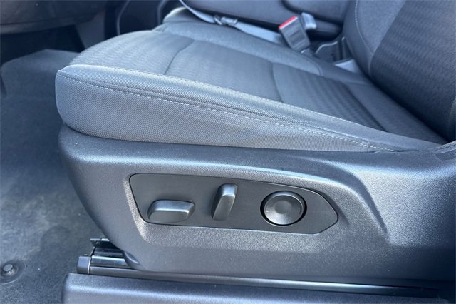 Used 2025 Chevrolet Silverado 1500 LT image 13