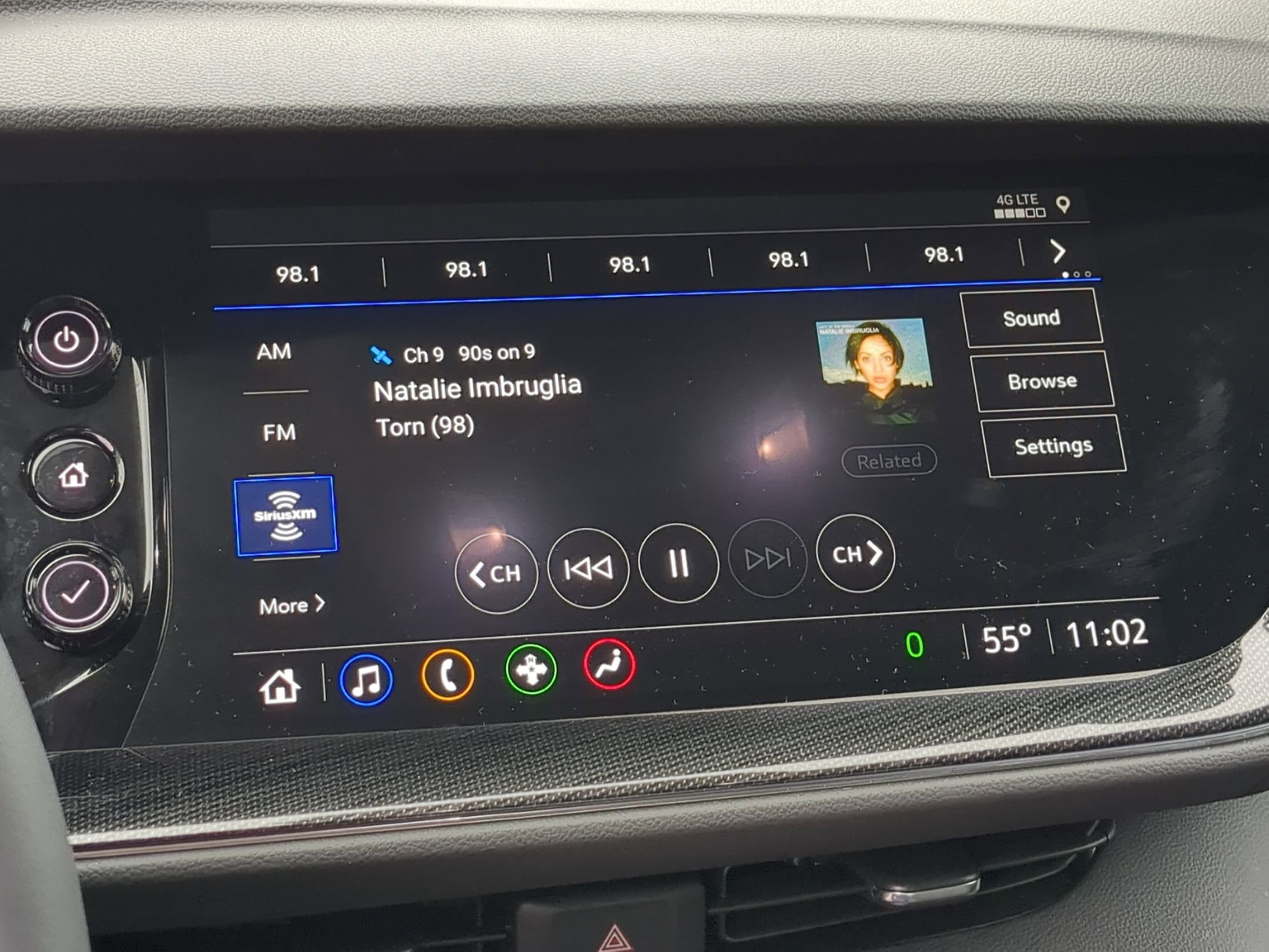 Certified 2023 Buick Envision Essence AWD/4WD image 12