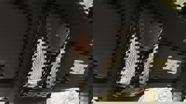 Used 2023 BMW X6 M50i w/ Executive Package image 21