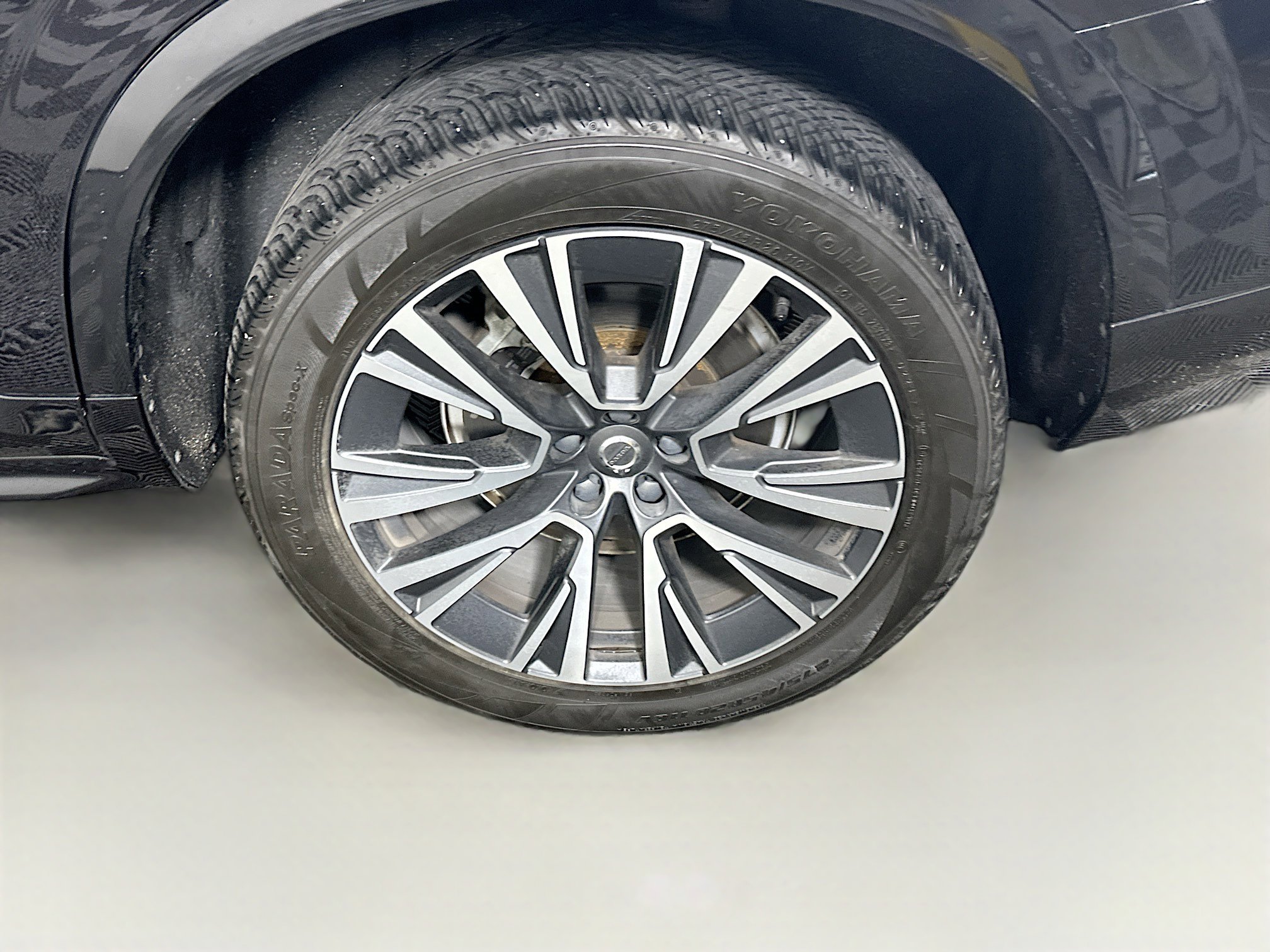 Used 2021 Volvo XC90 T6 Momentum AWD/4WD image 11