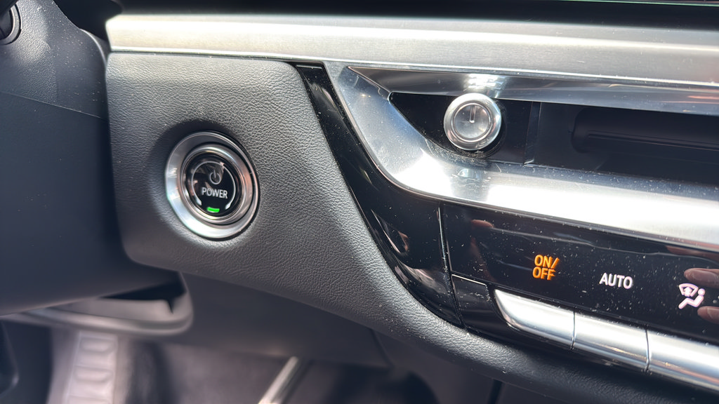 Certified 2024 Cadillac Lyriq Sport AWD/4WD image 35