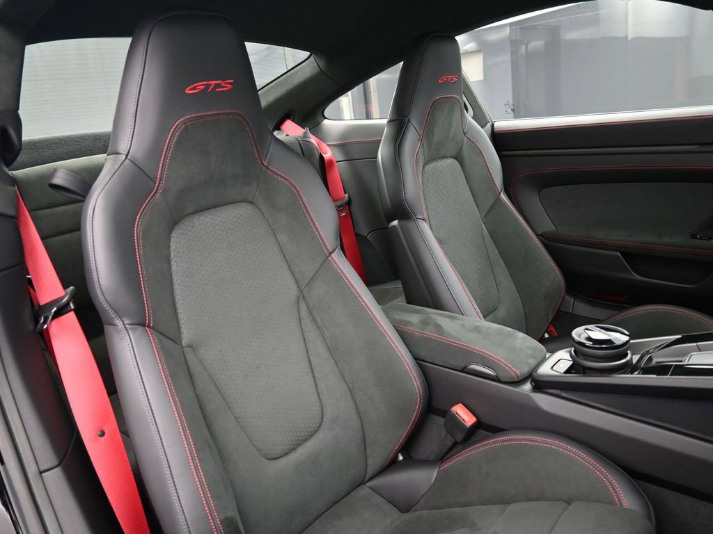 Certified 2026 Porsche 911 Carrera GTS image 31