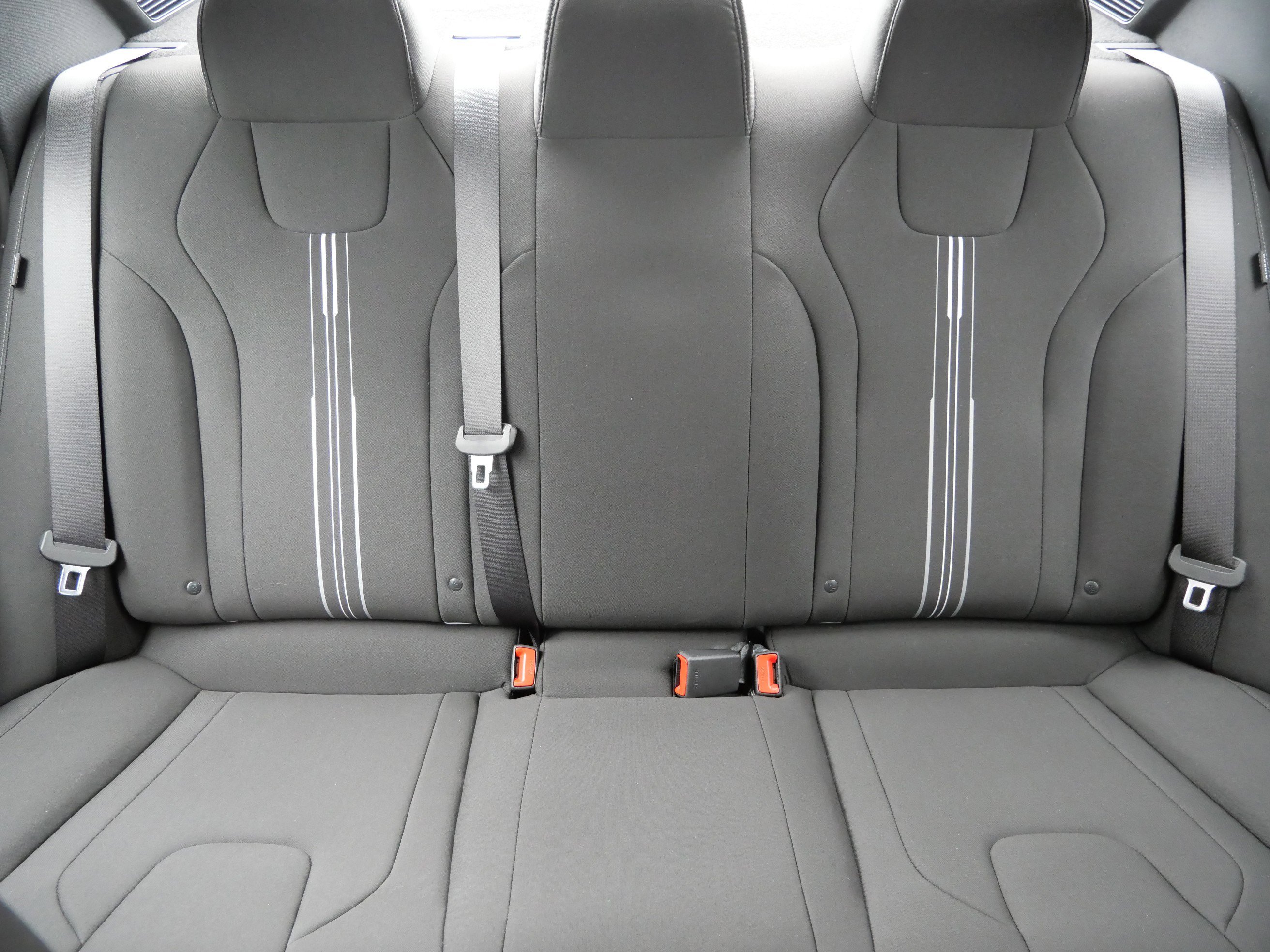 Used 2025 Hyundai Elantra Sport image 13