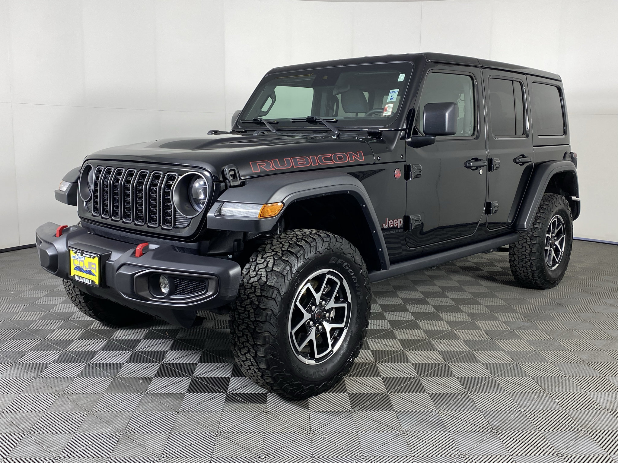 Used 2025 Jeep Wrangler Unlimited Rubicon AWD/4WD image 7