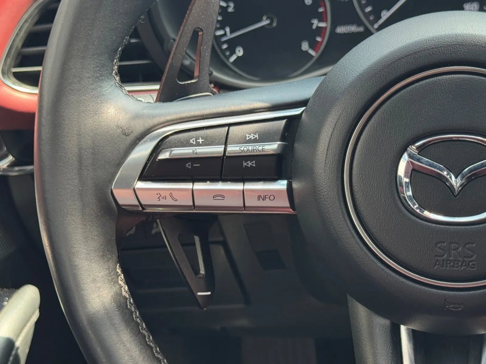 Used 2022 MAZDA MAZDA3 s image 24