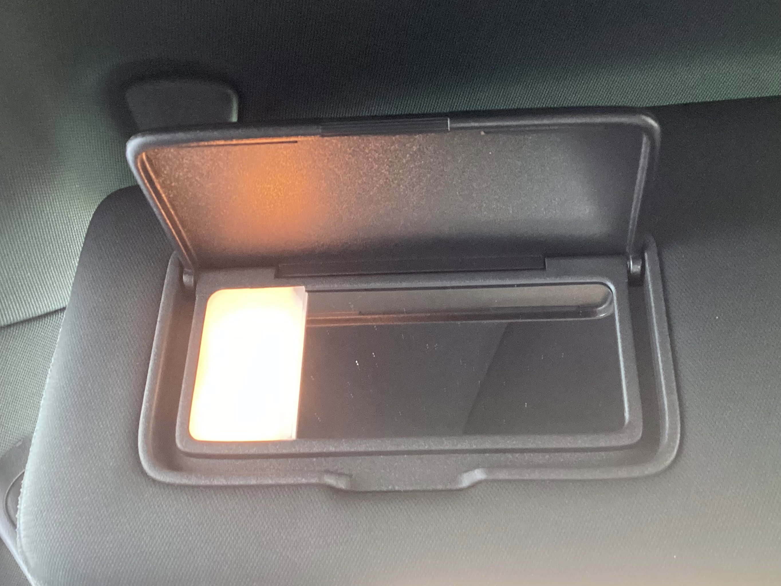 Used 2024 Nissan Armada Platinum w/ Captain's Chairs Package image 41