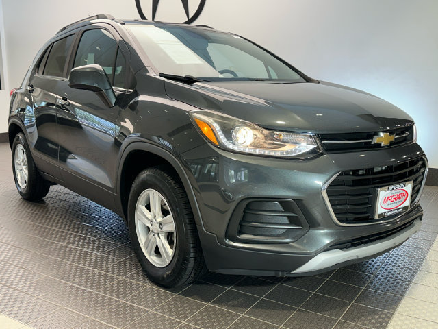 Used 2018 Chevrolet Trax LT w/ Driver Confidence Package FWD image 2