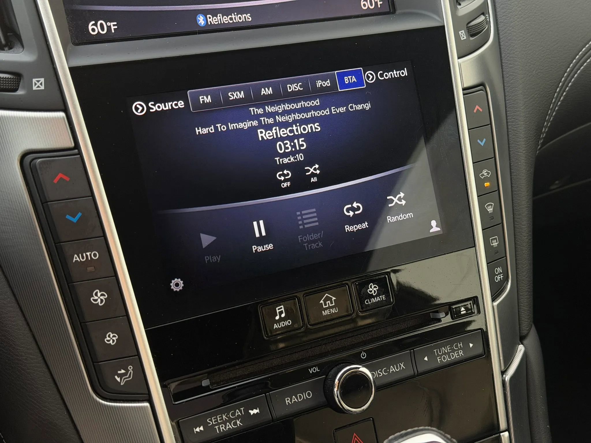 Used 2018 INFINITI Q60 3.0t Luxe image 14