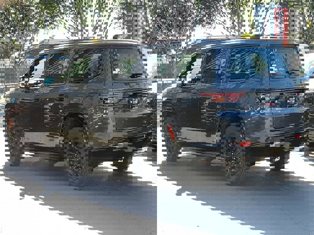 New 2025 Jeep Wagoneer Series II image 19