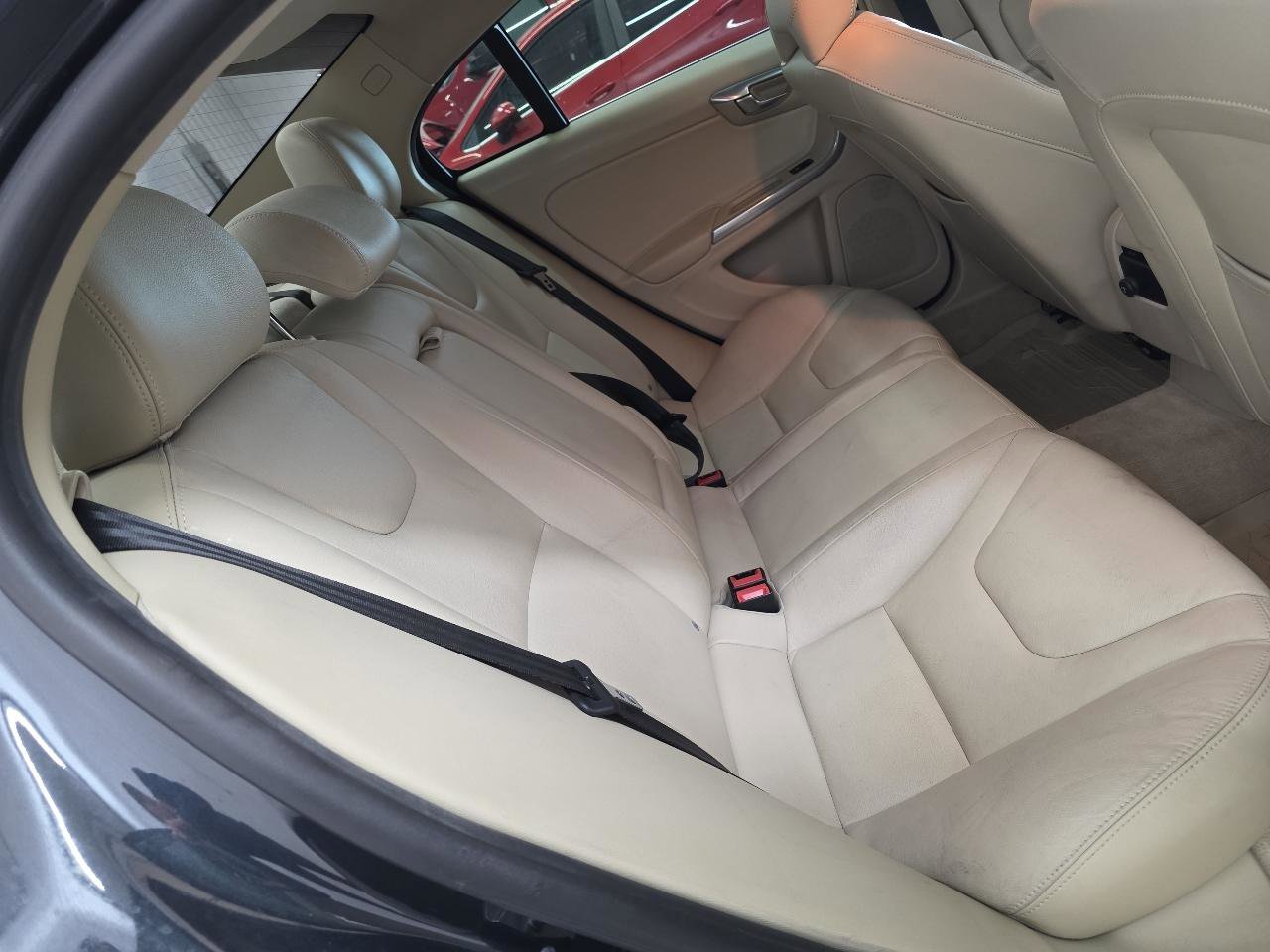 Used 2015 Volvo S60 T5 Premier image 41