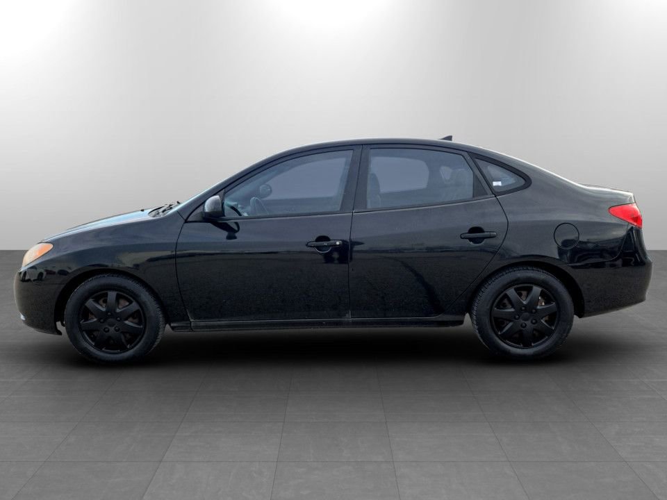 Used 2010 Hyundai Elantra GLS image 10