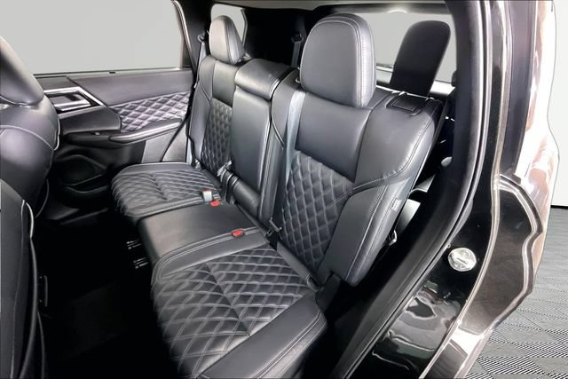 Used 2023 Mitsubishi Outlander SEL FWD image 21