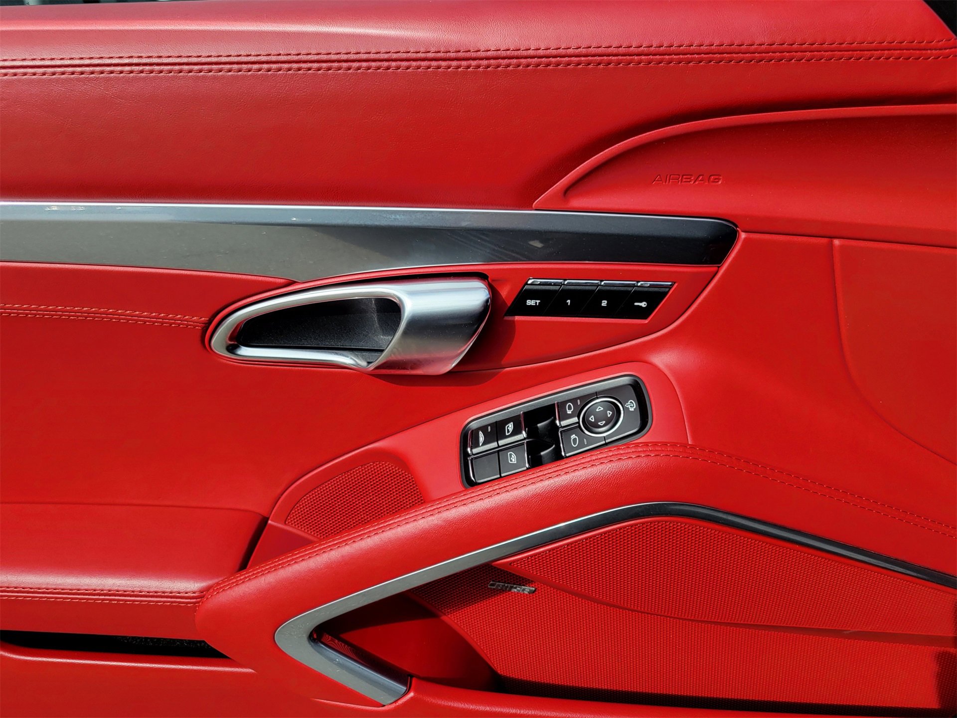 Used 2014 Porsche 911 Carrera S image 24