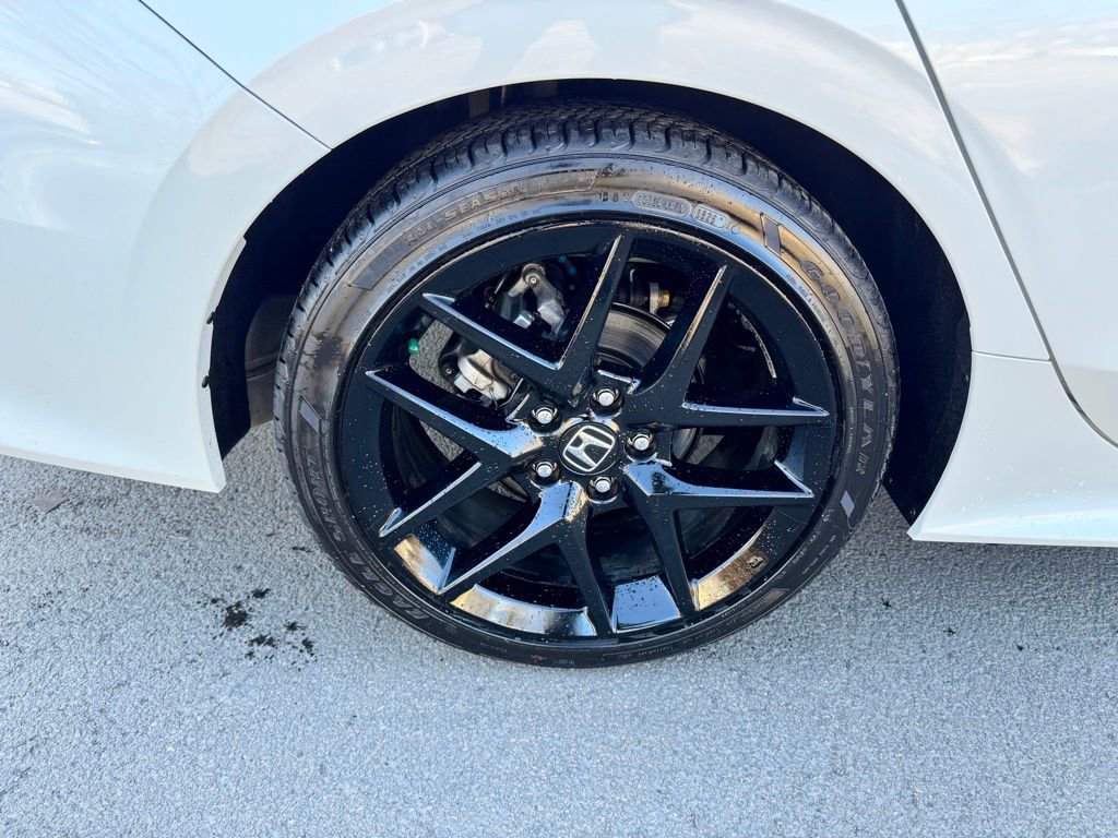 Certified 2025 Honda Civic Sport image 13