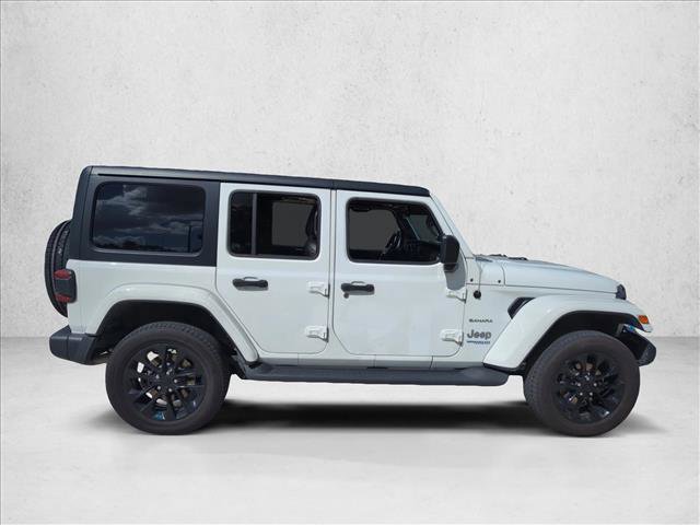 Used 2022 Jeep Wrangler Unlimited Sahara w/ Cold Weather Group image 4