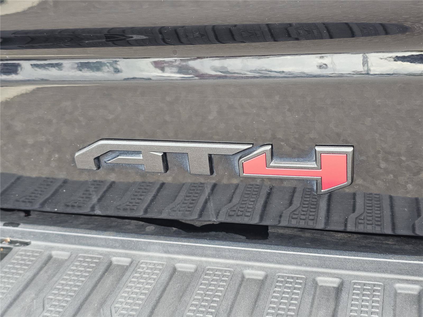 Used 2021 GMC Sierra 1500 AT4 w/ AT4 Value Package AWD/4WD image 11