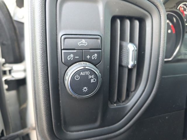 Used 2022 Chevrolet Silverado 2500 W/T w/ Safety Confidence Package image 12