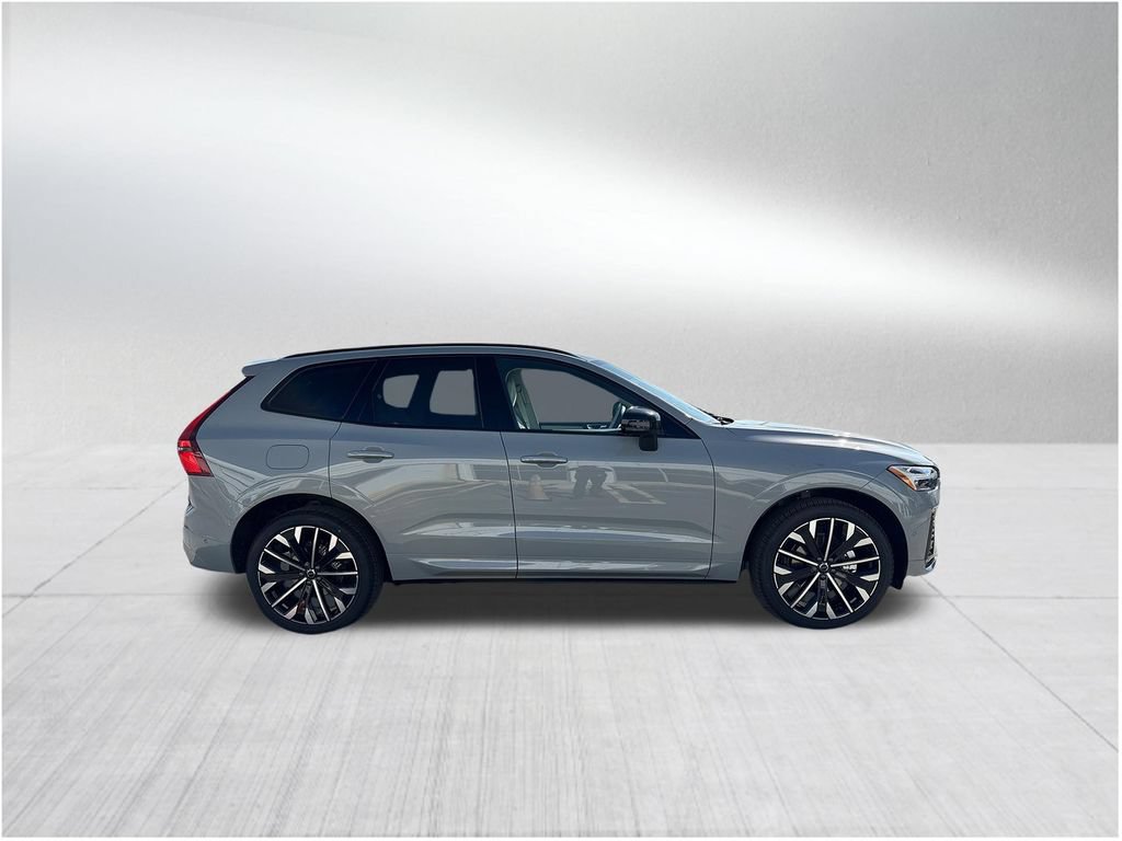 New 2026 Volvo XC60 B5 Ultra w/ Protection Package Premier AWD/4WD image 4