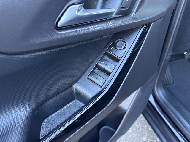 Used 2026 Chevrolet Equinox LT AWD/4WD image 12