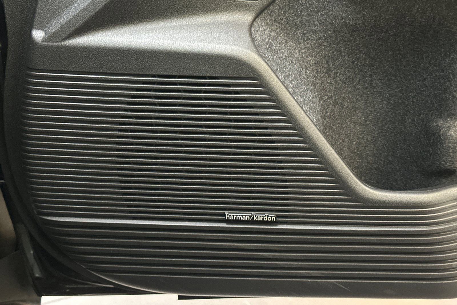 New 2026 Subaru Outback Limited w/ Premium/Limited Package image 22