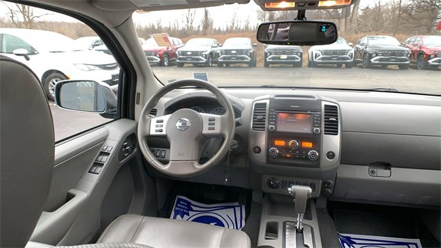 Used 2019 Nissan Frontier SL image 24