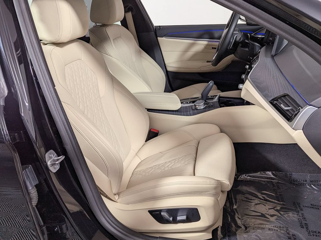 Used 2023 BMW 530i xDrive w/ Premium Package AWD/4WD image 24