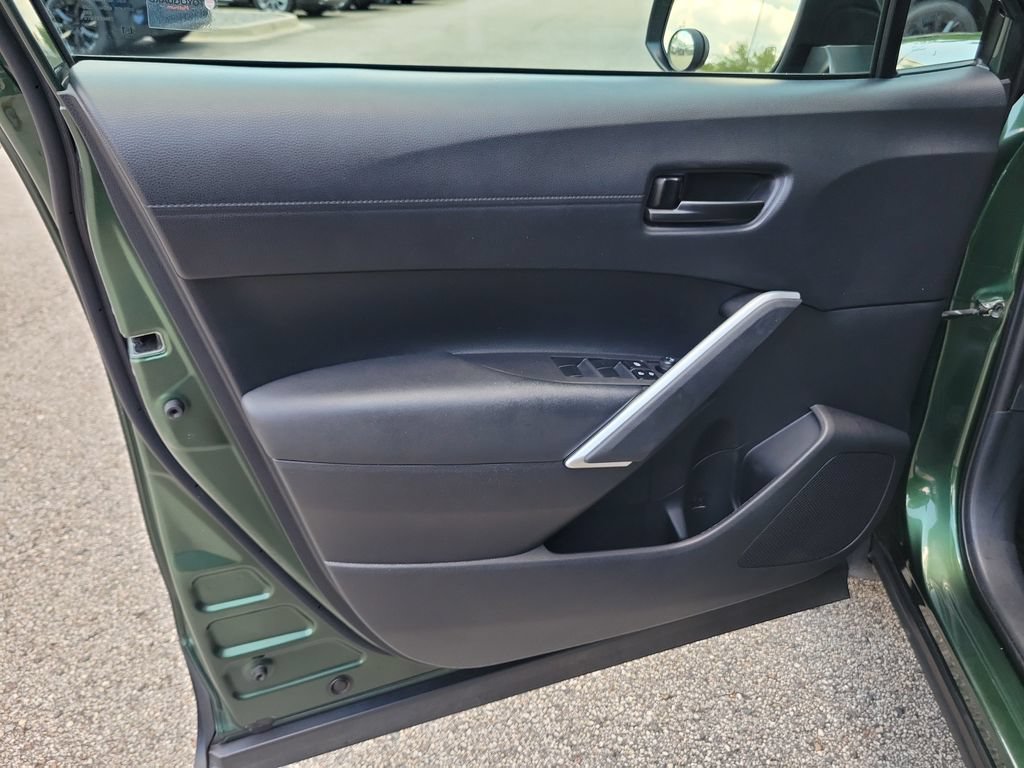 Used 2024 Toyota Corolla Cross LE FWD image 20