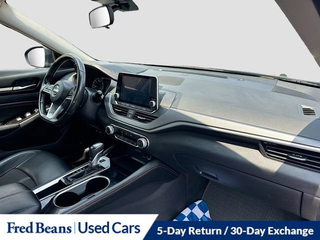 Used 2023 Nissan Altima 2.5 SR FWD image 32