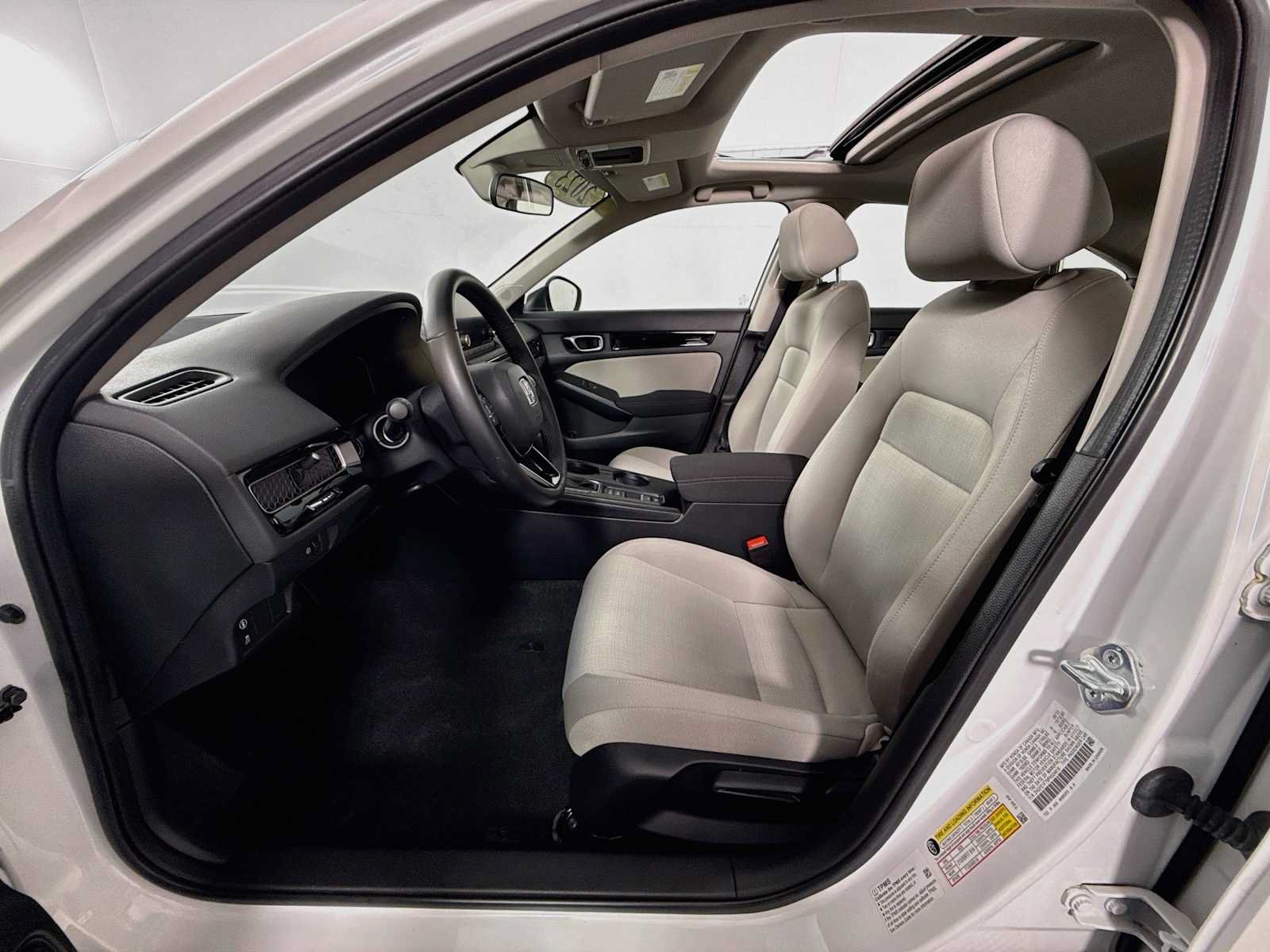 Used 2023 Honda Civic EX image 17
