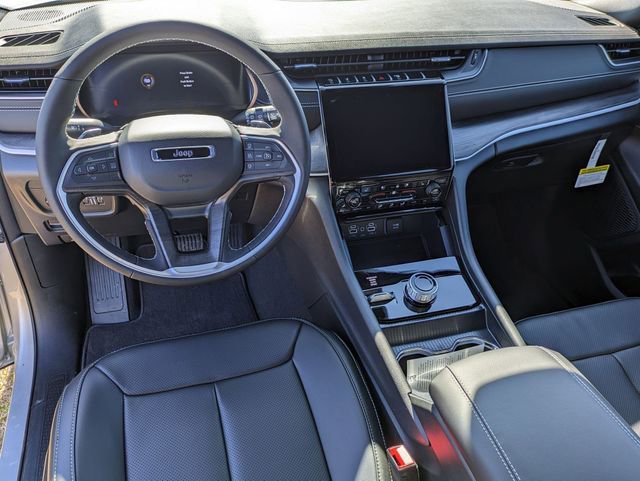 New 2025 Jeep Grand Cherokee L Limited w/ Luxury Tech Group II image 30