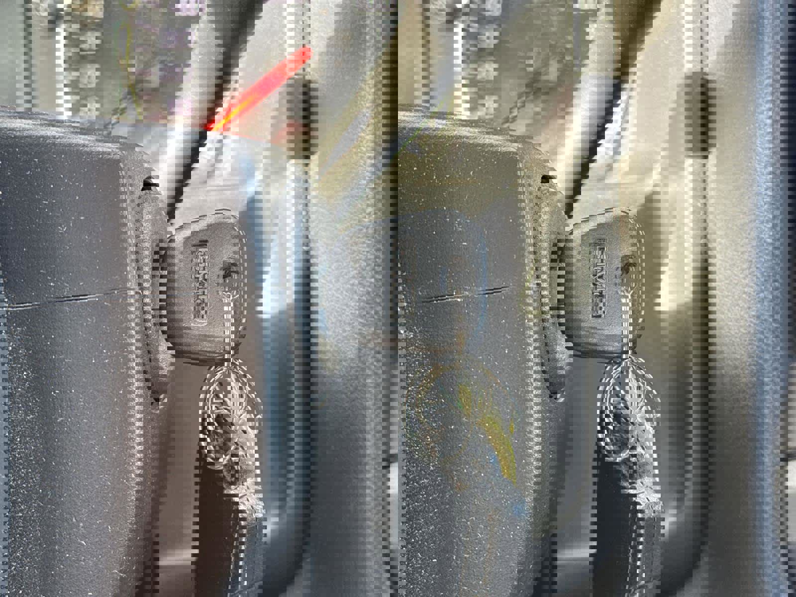 Used 2017 GMC Sierra 1500 4WD Reg Cab 133.0 w/ Sierra Convenience Package image 25