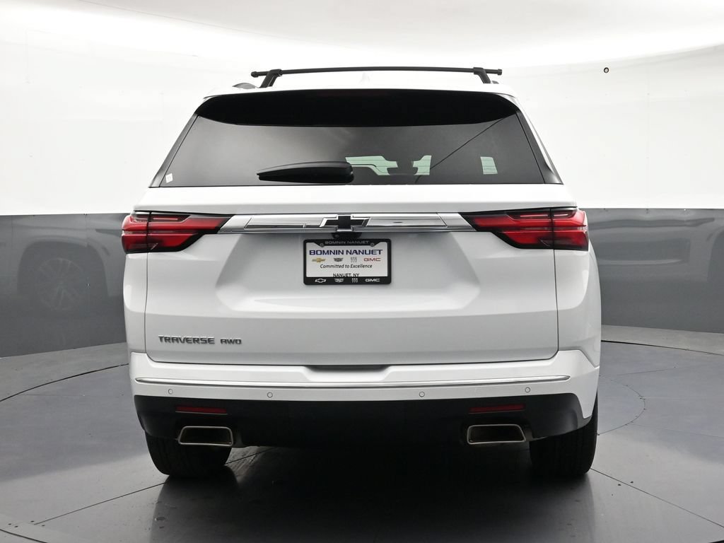 Used 2023 Chevrolet Traverse High Country w/ LPO, Floor Liner Package AWD/4WD image 4