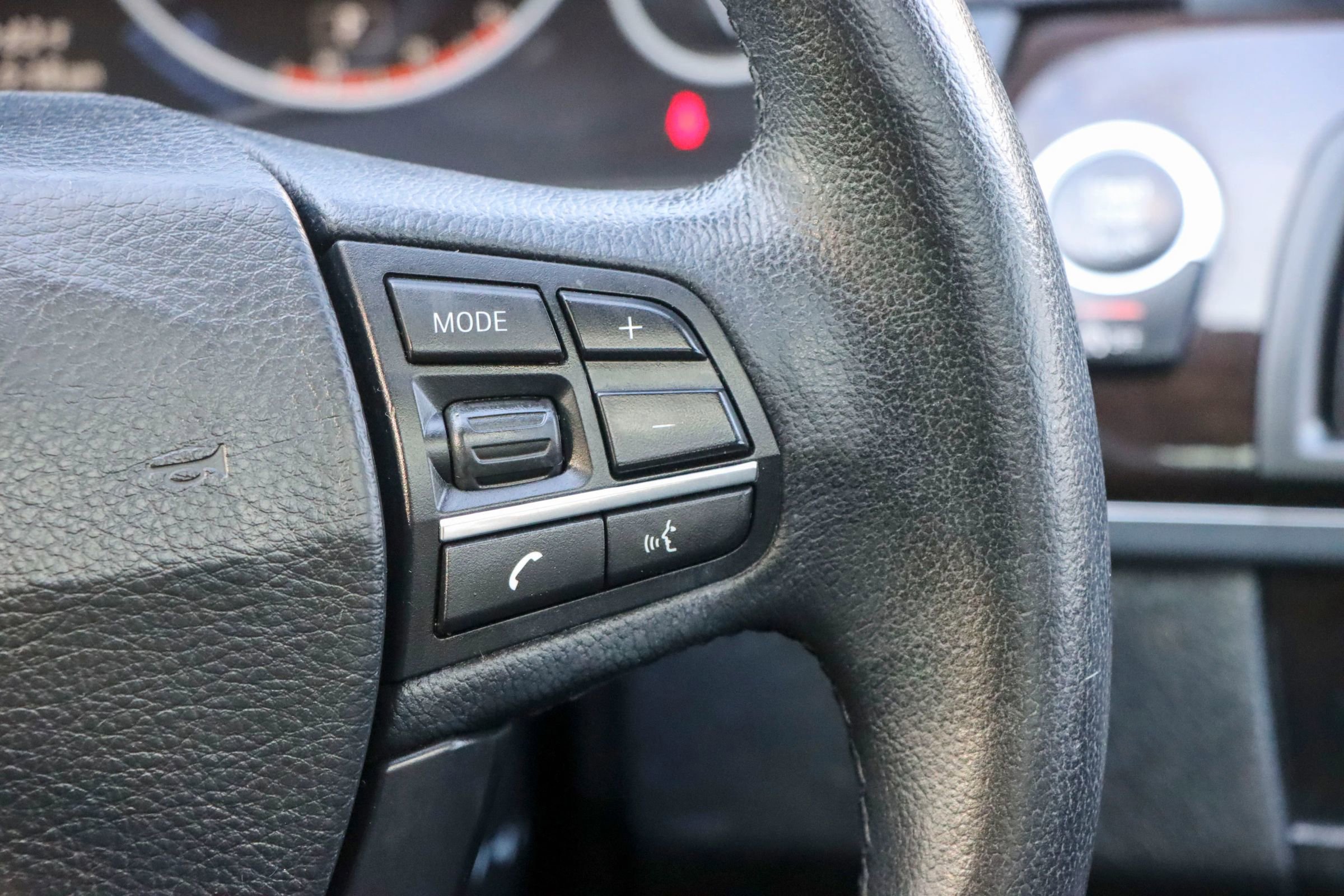 Used 2013 BMW 528i Sedan image 30