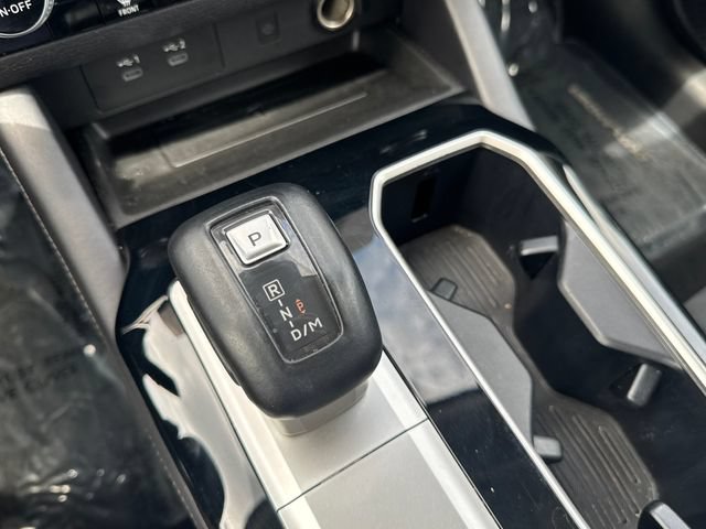 Used 2025 Mitsubishi Outlander AWD image 21