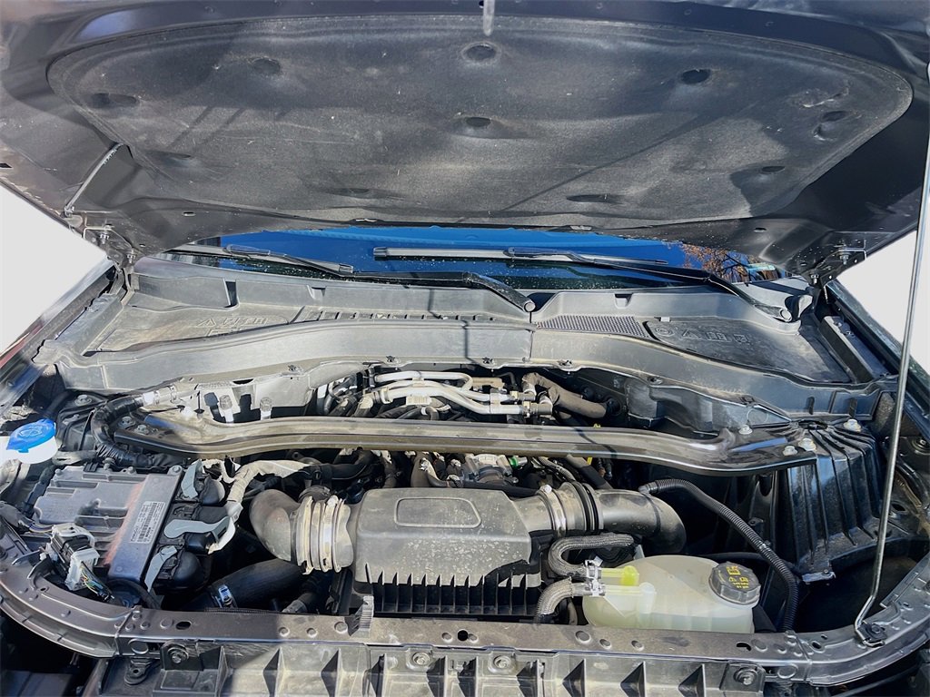 Used 2025 Ford Explorer ST image 33