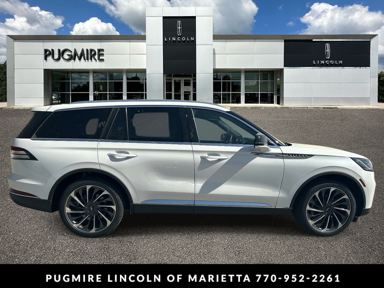 New 2026 Lincoln Aviator Reserve w/ Illumination Package RWD image 8