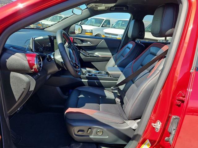 New 2027 Chevrolet Equinox RS w/ Convenience Package III FWD image 19