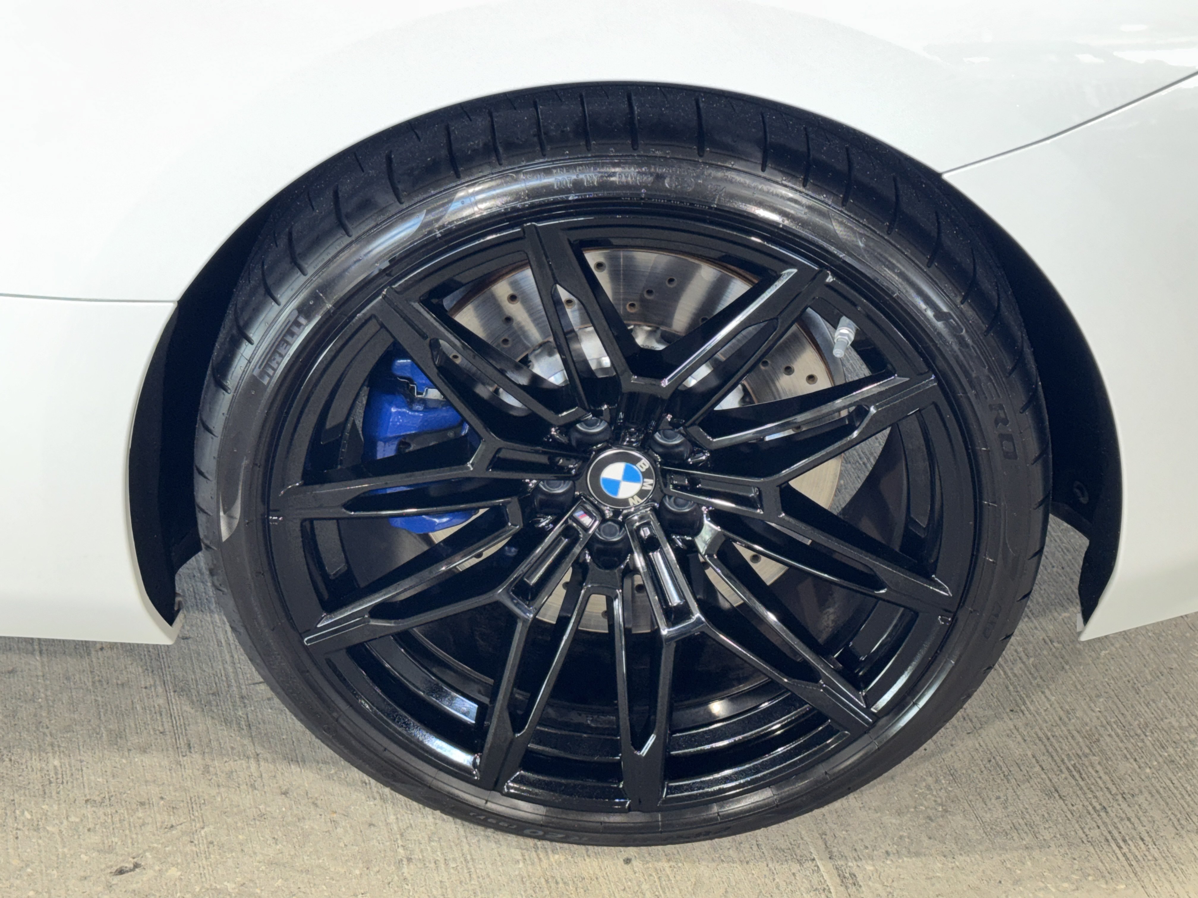Used 2025 BMW M2 w/ Lighting Package RWD image 32
