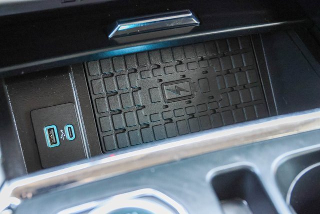 Used 2024 Ford Expedition Max XLT image 25