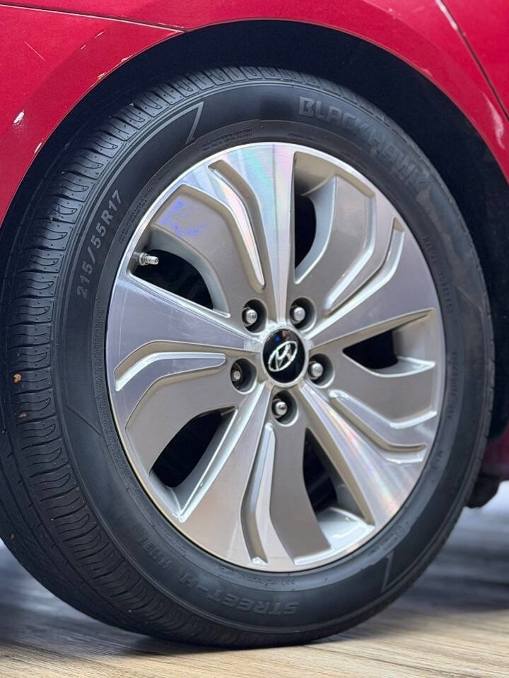 Used 2014 Hyundai Sonata Limited w/ Panoramic Sunroof Package 02 image 12