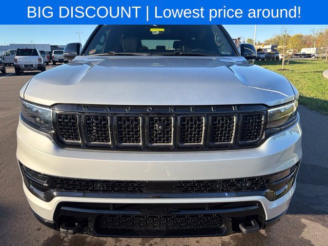 Used 2024 Jeep Grand Wagoneer Series III w/ Quick Order Packagew 28T AWD/4WD image 3