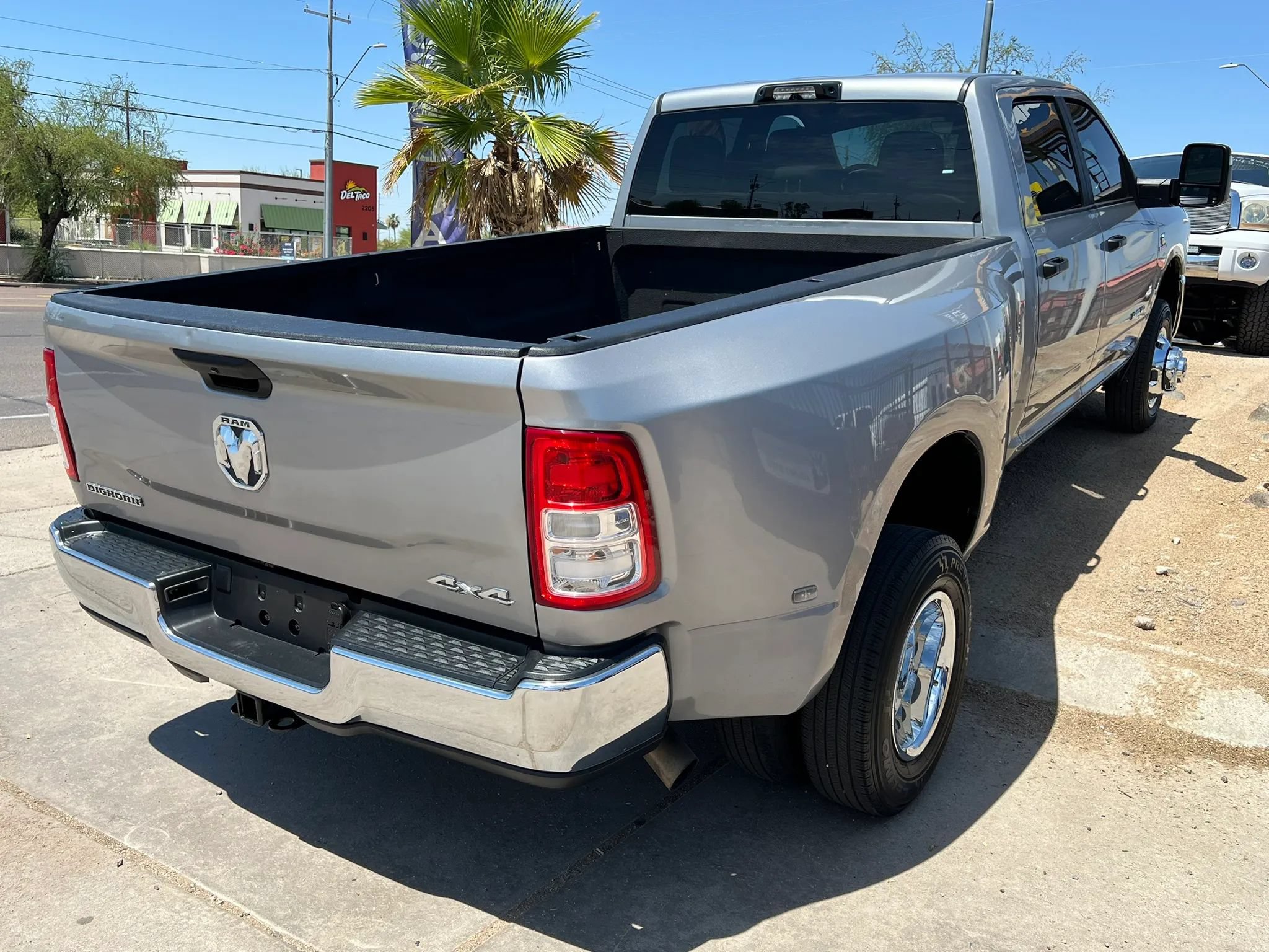 Used 2023 RAM 3500 Big Horn w/ Level 1 Equipment Group AWD/4WD image 8