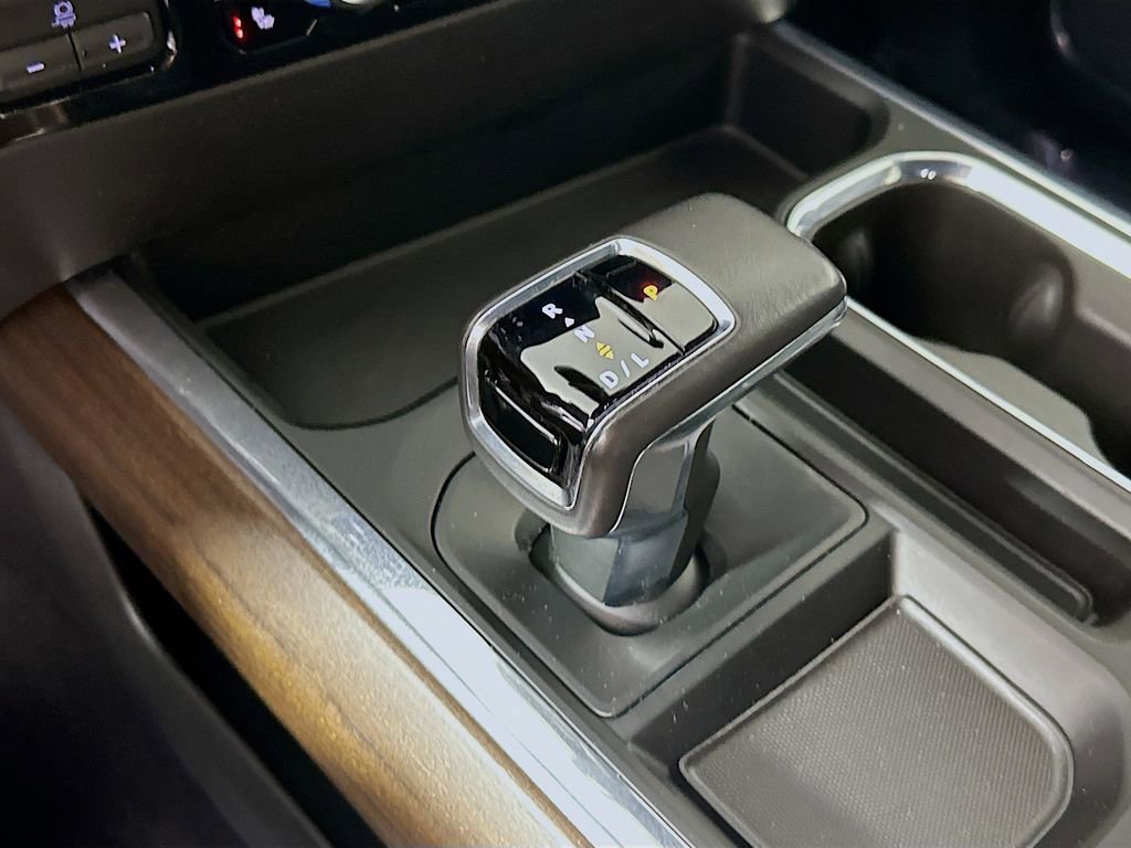 Used 2022 Chevrolet Silverado 1500 High Country w/ High Country Premium Package image 23