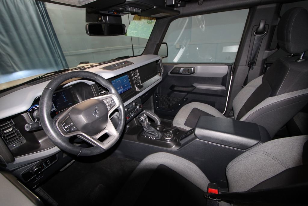 Used 2023 Ford Bronco Big Bend w/ Sasquatch Package image 2