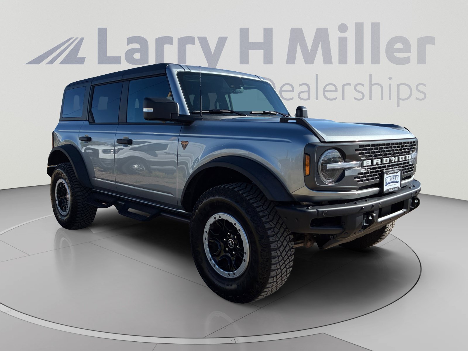 Used 2023 Ford Bronco Badlands AWD/4WD image 7