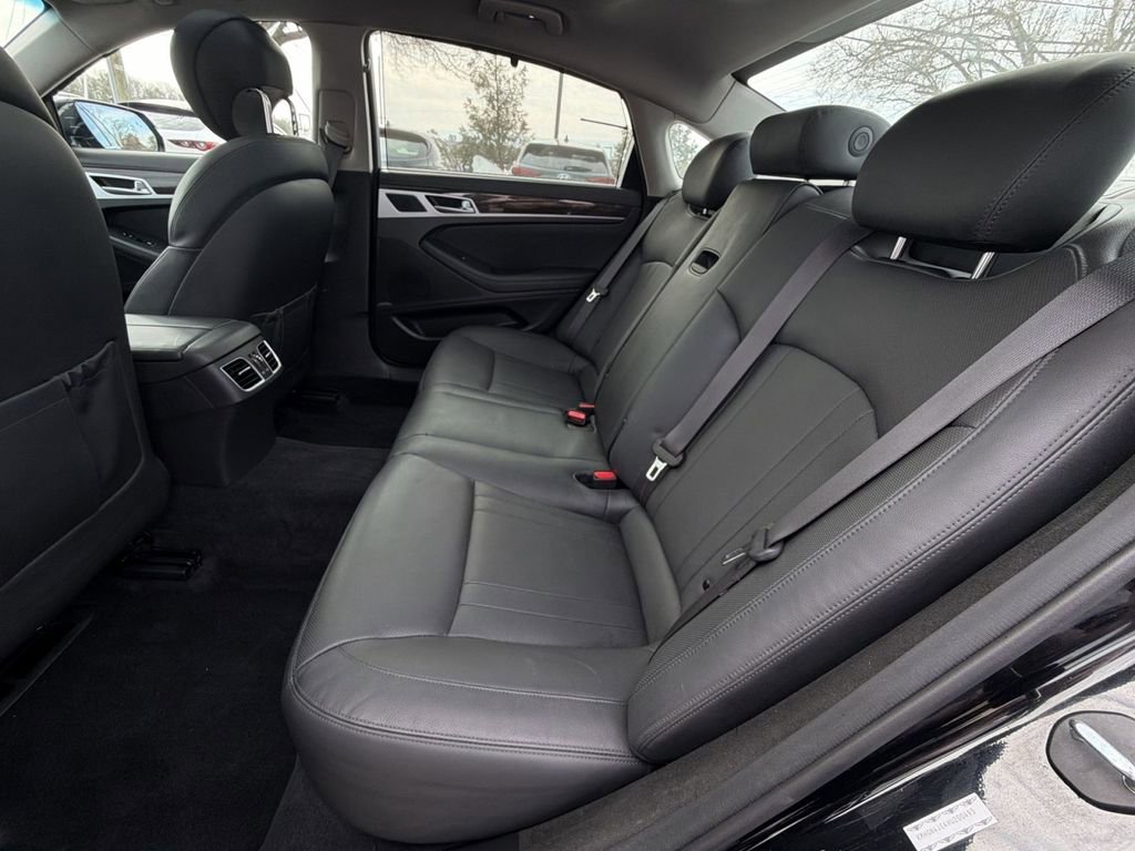 Used 2017 Genesis G80 3.8 w/ Option Group 02 image 25