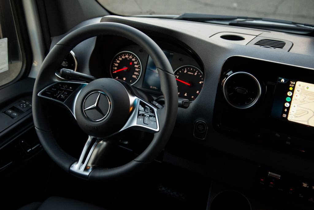 New 2026 Mercedes-Benz Sprinter 2500 image 18