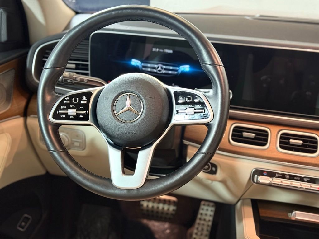 Used 2022 Mercedes-Benz GLS 450 4MATIC image 12