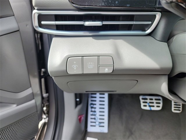 New 2025 Hyundai Elantra SEL image 20